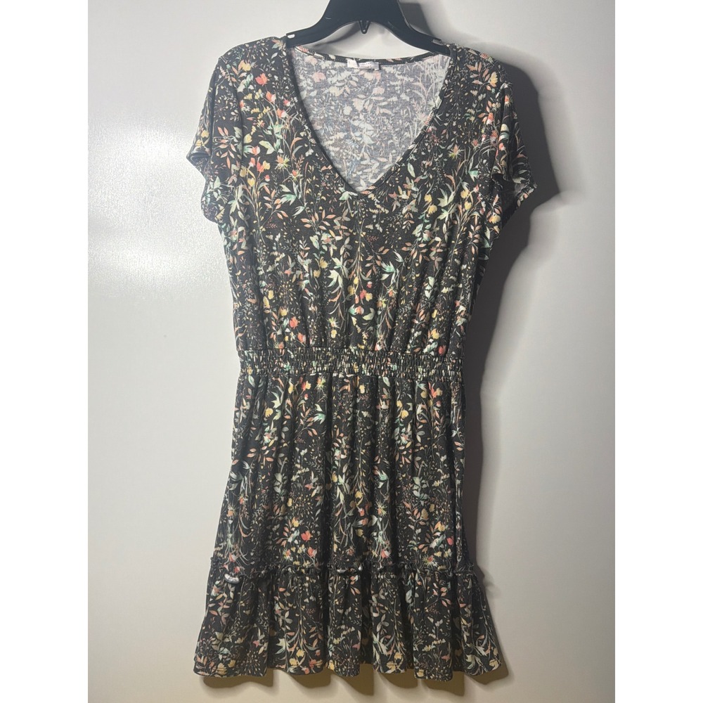 LC Lauren Conrad Floral Ribbed V-Neck Smocked Waist Ruffle Dress Large